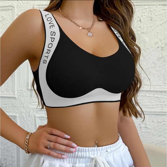 Seamless Wide Strap Push Up Bra Ultra-Comfortable & Moisture-Wicking - Picture 3 of 13